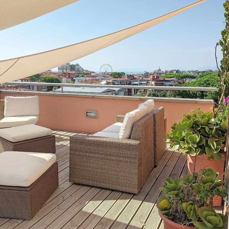 Hotel Piccolo Mondo Lido di Camaiore 3*,